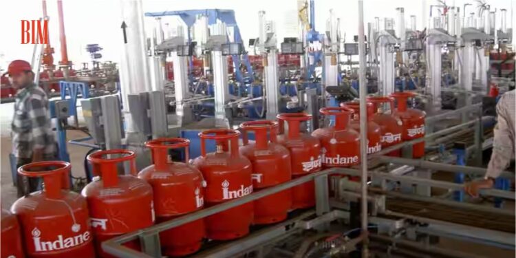 On April 1st, LPG cylinder prices were updated. Check local petrol costs for cooking.